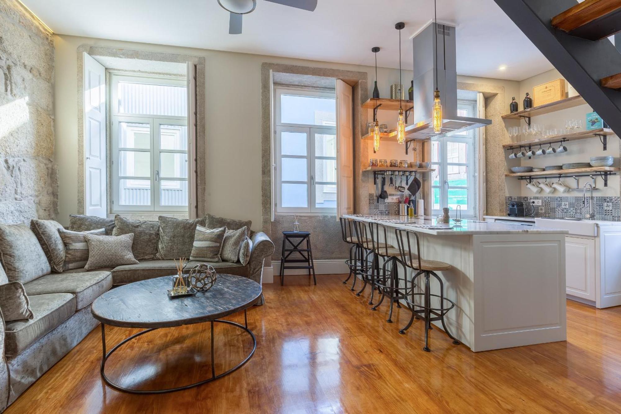 Stylish Downtown Duplex 2br Walk Everywhere! Apartamento *